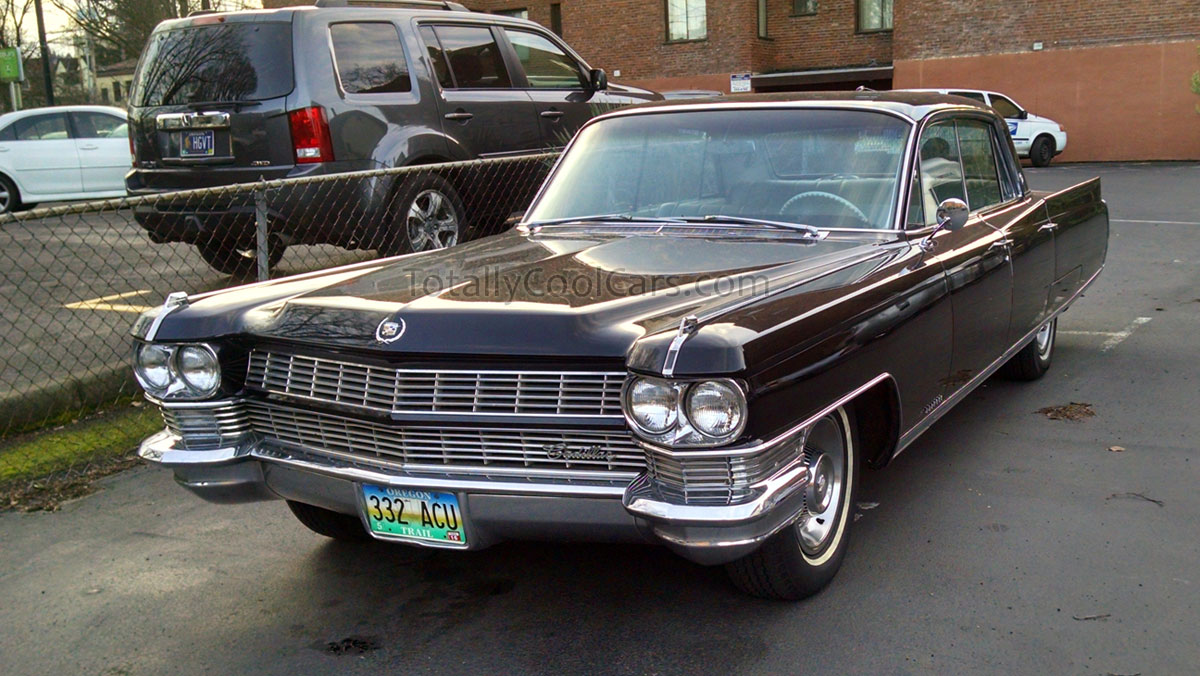 64-cadillac-fleetwood