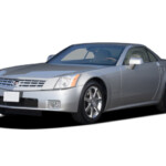 cadillac_xlr_convertible_2007_exterior_angularfront_640x480