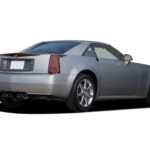 cadillac_xlr_convertible_2007_exterior_angularrear_640x480