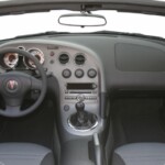 pontiac_solstice_interior_1